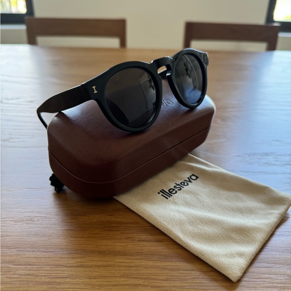 illesteva leonard unisex sunglasses, made in Italy